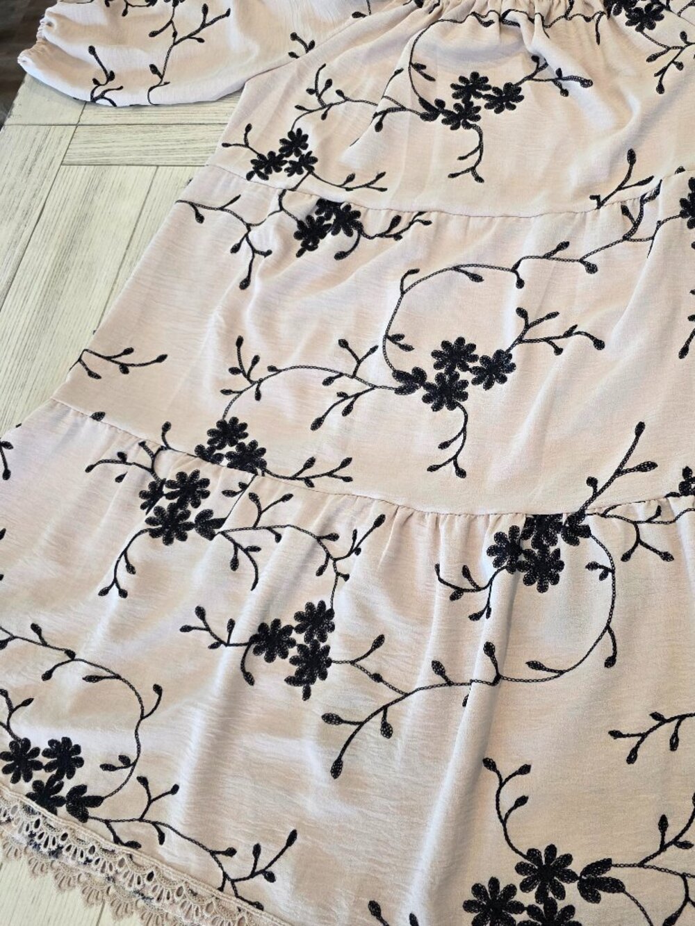 NWOT Kindred Tan Black Floral Embroidered Tiered Boho Dress | Size Medium - Picture 10 of 11